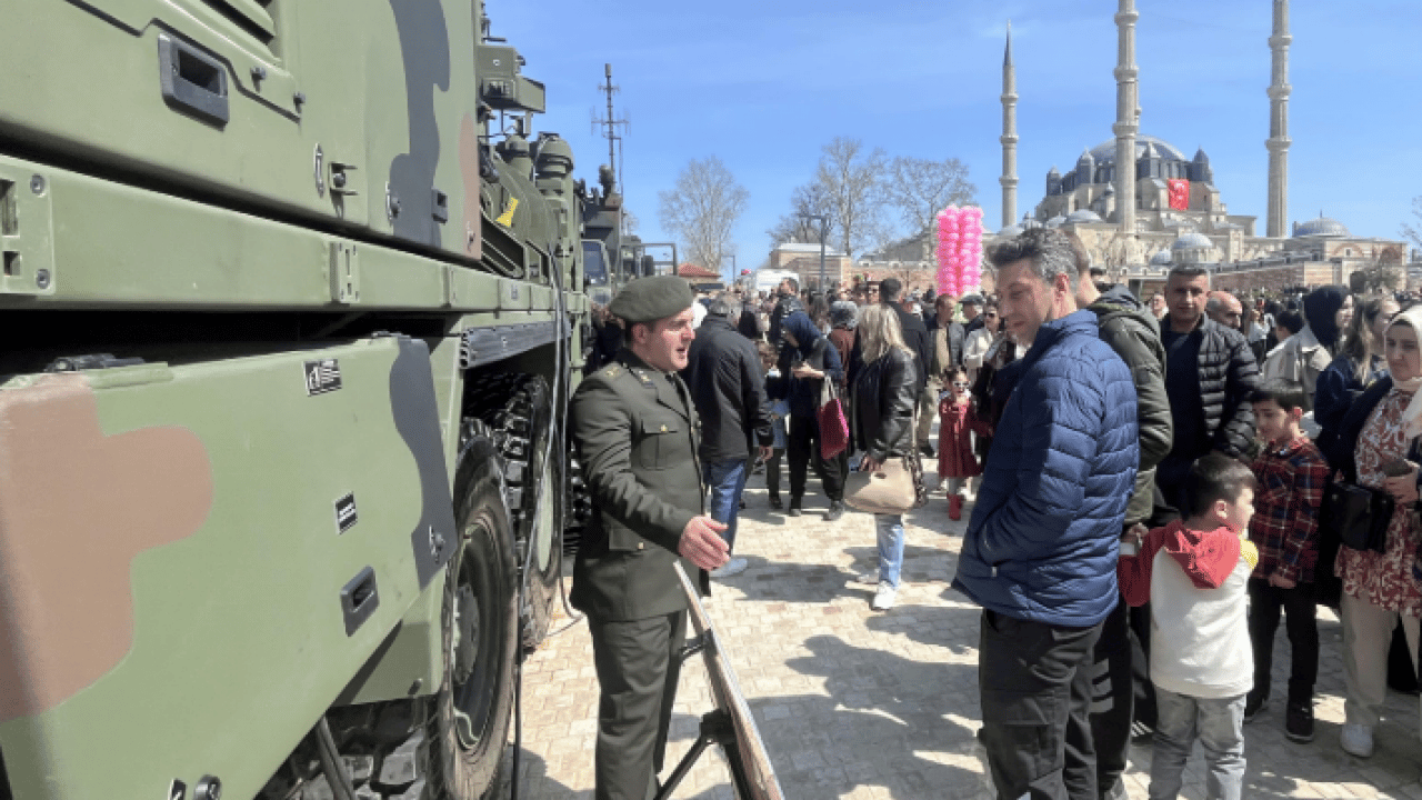 Foto - Siyonist ve emperyalist kuşatmaya milli cevap: Savunma sanayisinde gövde gösterisi