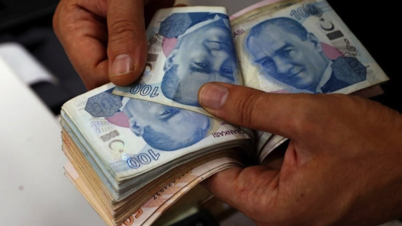 Foto - Siz de alabilirsiniz... Çift maaş almak için gereken şartlar belli oldu