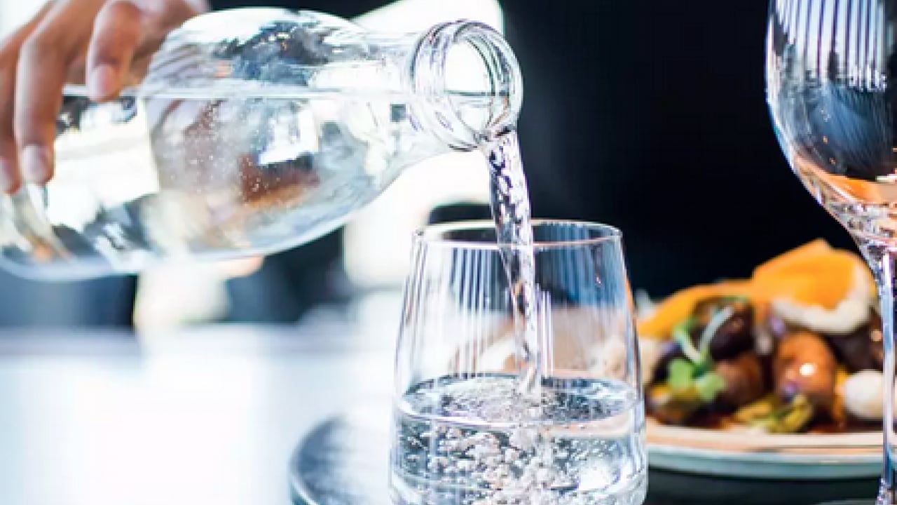 Foto - Sizi güne hazırlayan en iyi yöntem: Sabahları 2 bardak su içerseniz ne olur?