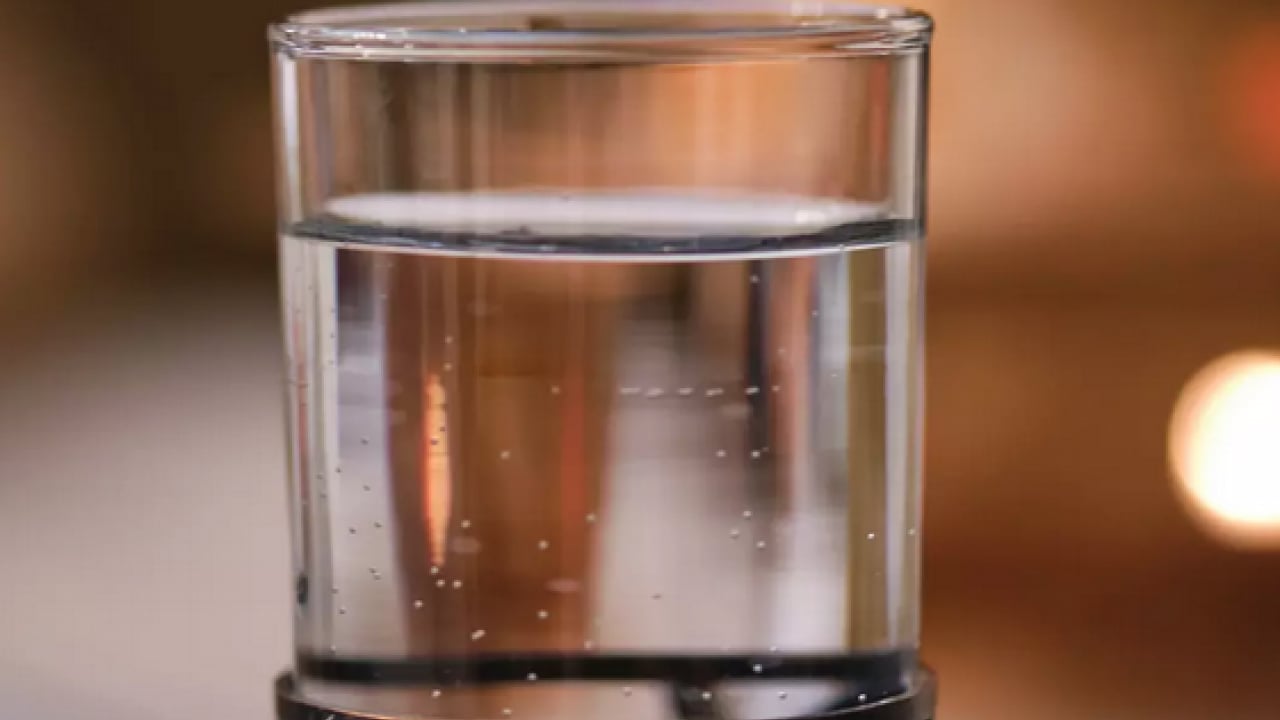 Foto - Sizi güne hazırlayan en iyi yöntem: Sabahları 2 bardak su içerseniz ne olur?