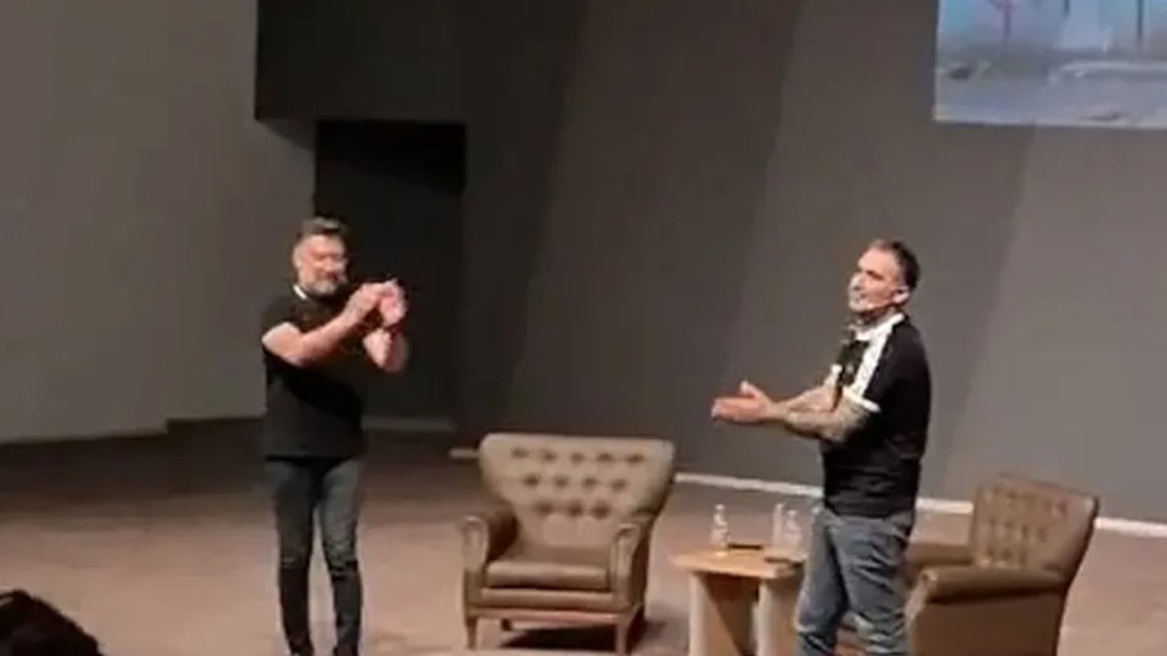 Foto - Skandal gösteri büyük tepki çekti! Çok Güzel Hareketler Bunlar oyuncusundan Erdoğan ve Bahçeli’ye çirkin saldırı