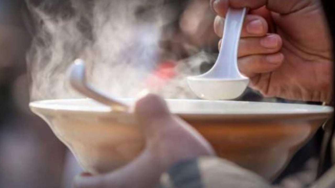 Soğuk algınlığına bire bir! Çorbaya bir kaşık ekleyince çakı gibi yapıyor