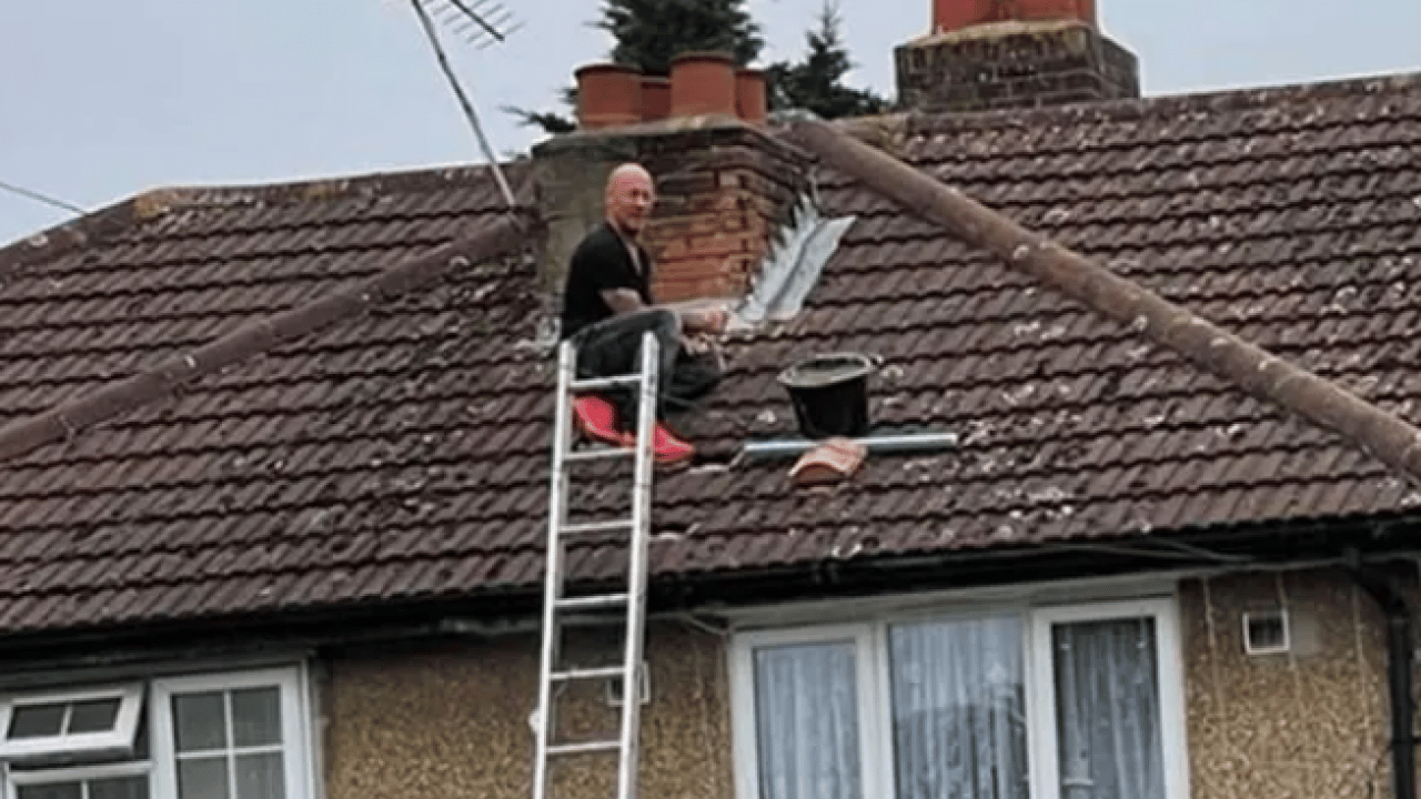 Foto - Şöhreti dünyaya yayılmıştı: Ünlü yıldız çatı ustası oldu!