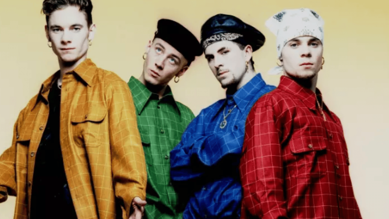 Foto - Şöhreti dünyaya yayılmıştı: Ünlü yıldız çatı ustası oldu!