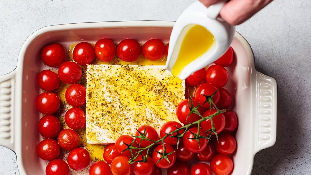 Foto - Beyaz peynirin üzerine 3 damla zeytinyağı dökün! Meğer faydalıymış... Bunu hiç kimse bilmiyor