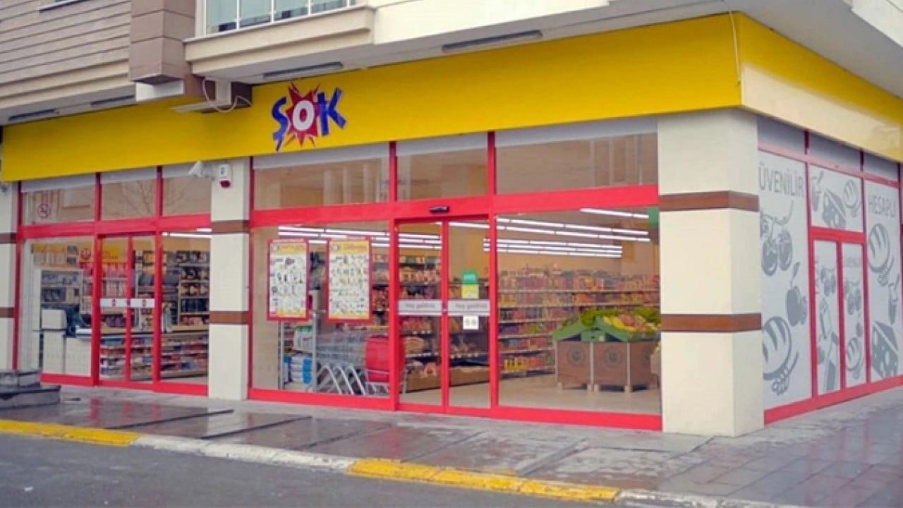 Foto - ŞOK Marketler’de yeni dönem: Meyve-sebzede raf öncesi pestisit analiz sürecini başlattı