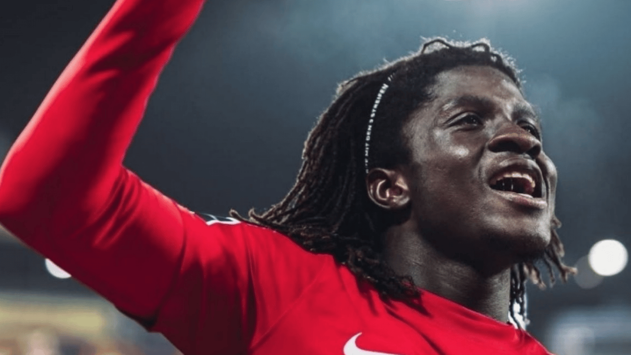 Şok sözler geldi! Galatasaray'a Caleb Yirenkyi Mansour Grup engeli: Danimarka'da Türkiye gelişmesi...