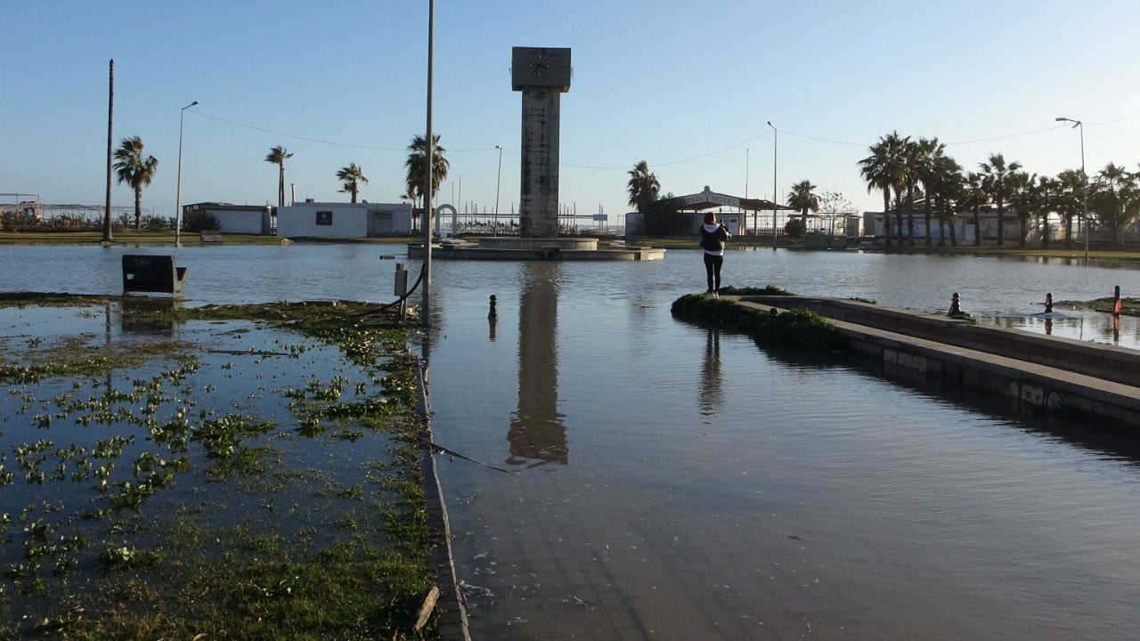 Foto - Şoken eden manzara! O ilimizde göl, denizle birleşti