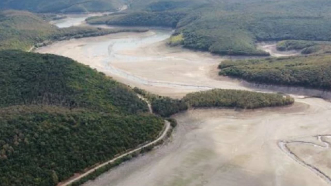 Foto - Son 10 yılın dibini gördü! İstanbul'da tehlike adım adım yaklaşıyor
