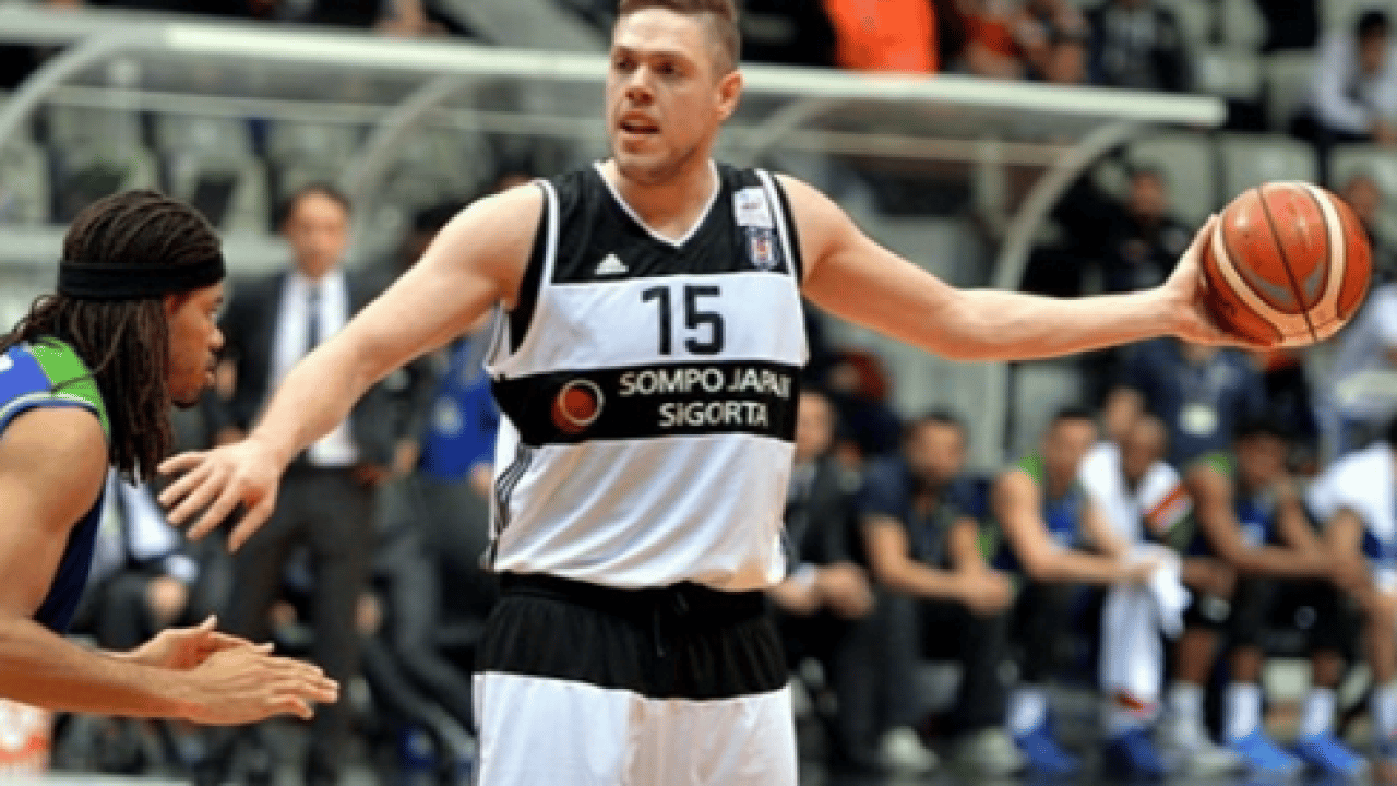 Foto - Son dakika kodu ile duyurdular: Ters kelepçe taktılar! Fenerbahçe ve Beşiktaş'ın eski yıldızı tutuklandı