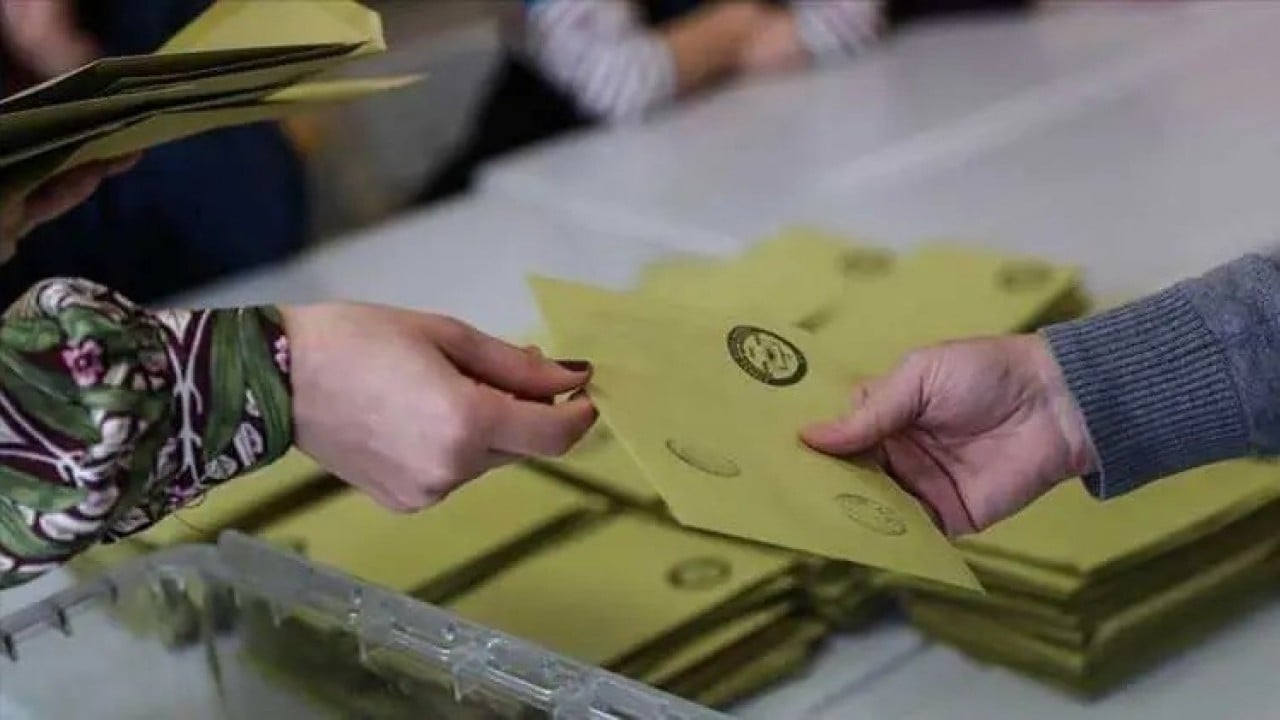 Foto - Son seçim anketinin sonucu açıklandı: CHP ile AK Parti arasındaki oy farkı gündemi altüst edecek