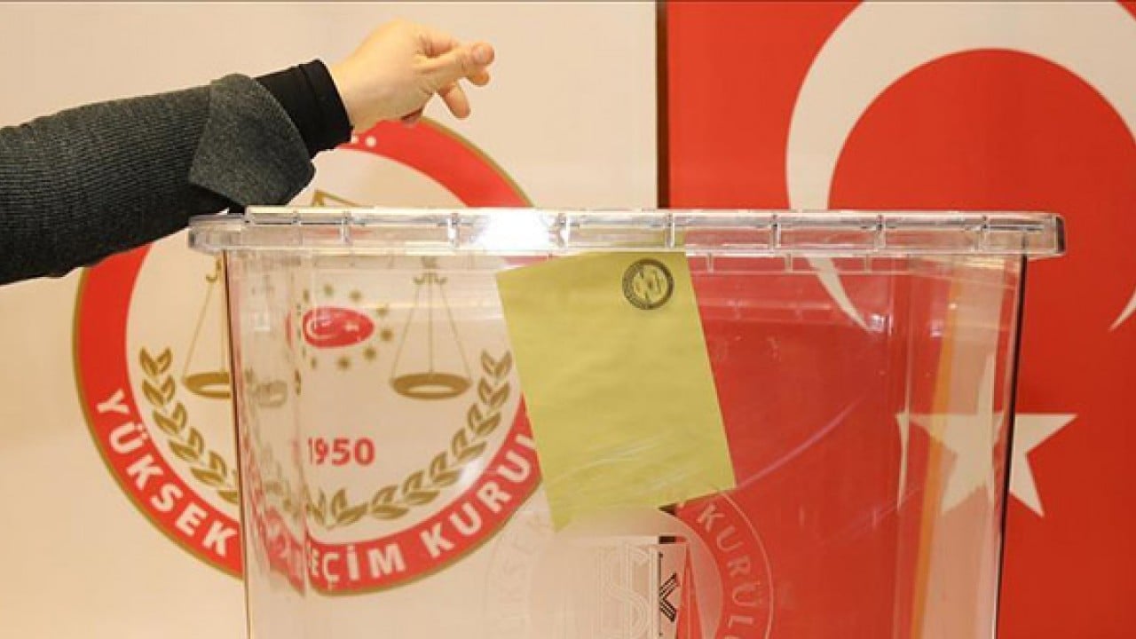Foto - Son seçim anketinin sonucu açıklandı: Özgür Özel'in yeni partisi ile AK Parti arasındaki oy farkı olay oldu
