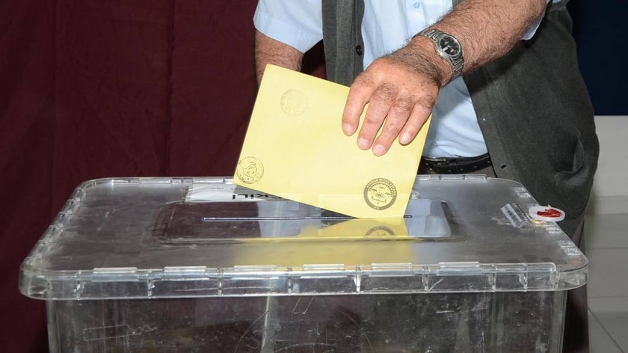 Foto - Son seçim anketinin sonucu Türkiye'ye ilan edildi: CHP ile AK Parti arasındaki oy farkı olay oldu