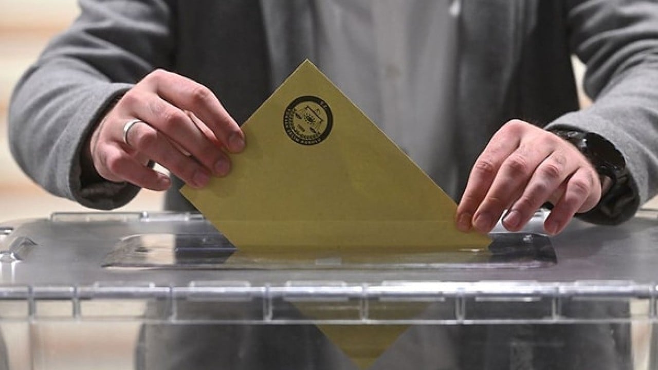 Foto - Son seçim anketinin sonucu Türkiye'ye ilan edildi: CHP ile AK Parti arasındaki oy farkı olay oldu