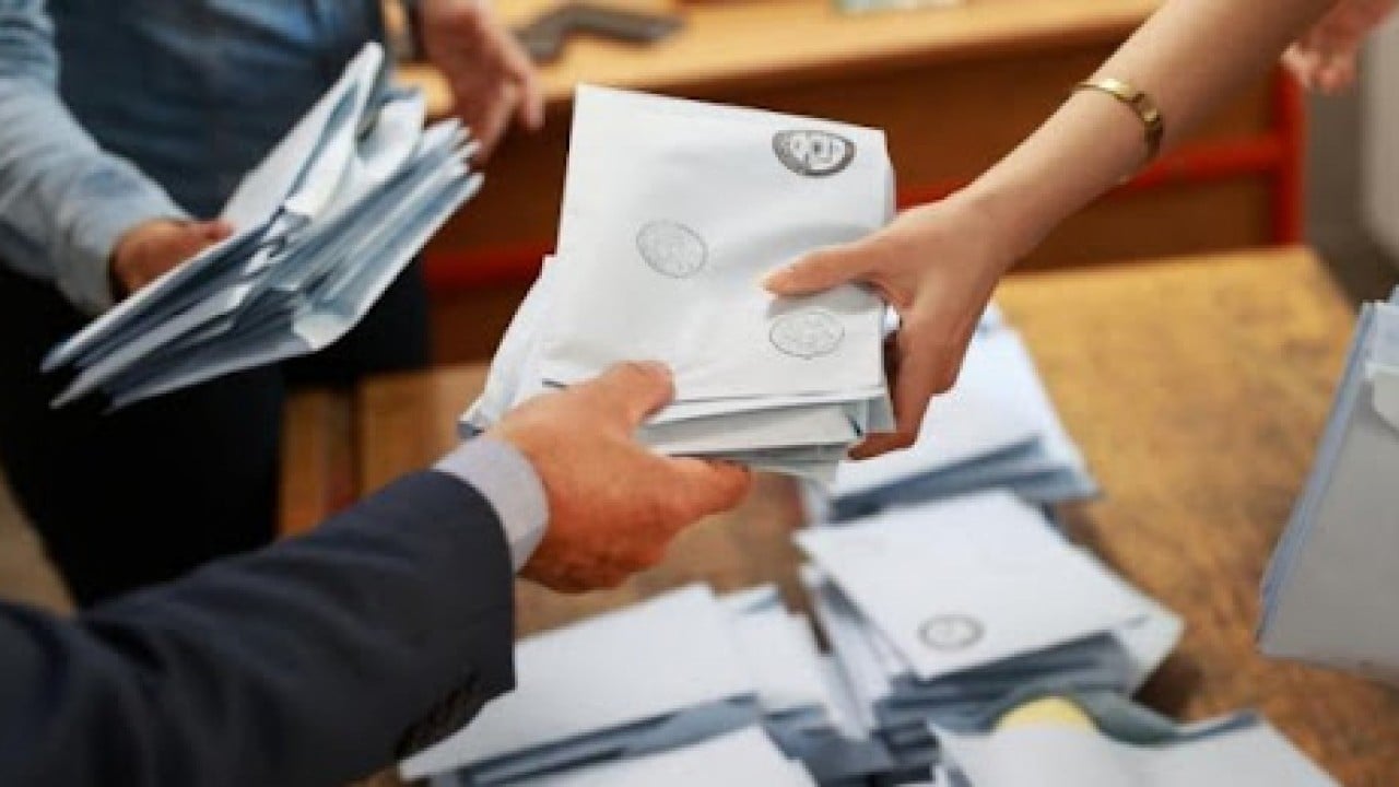 Foto - Son seçim anketinin sonucu Türkiye'ye sallayacak! Fark bir anda açılmaya başladı