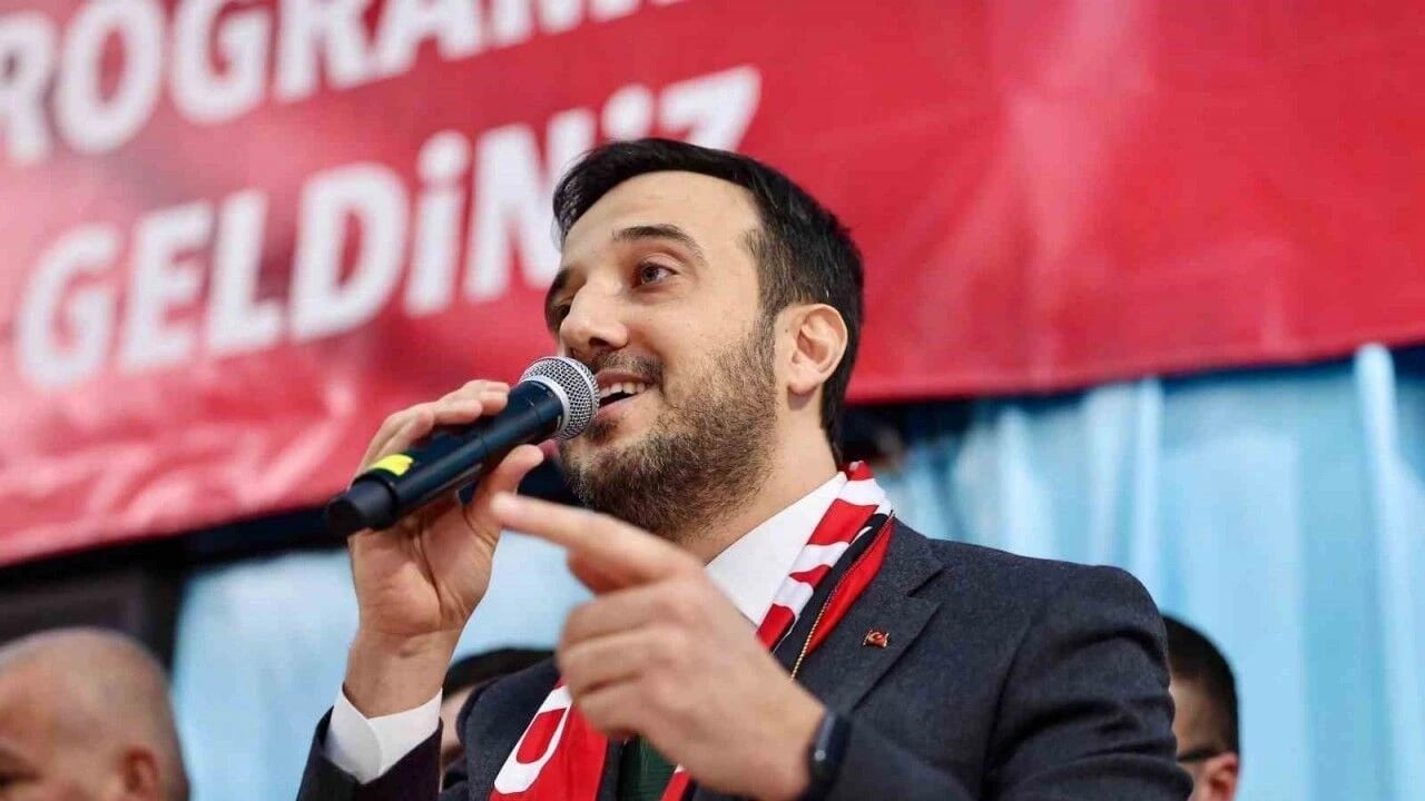 Foto - Son seçim anketinin sonucunu Türkiye'ye duyurdu! CHP ile AK Parti'nin arasındaki fark uçuşa geçti