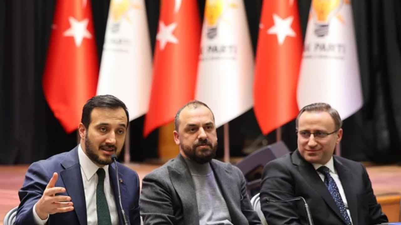 Foto - Son seçim anketinin sonucunu Türkiye'ye duyurdu! CHP ile AK Parti'nin arasındaki fark uçuşa geçti