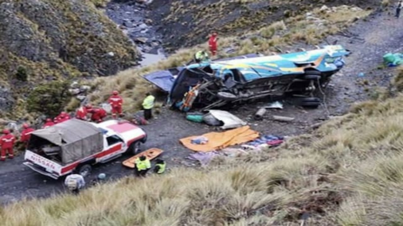 Foto - Son yılların en büyük otobüs kazası: 16 ölü, 36 yaralı