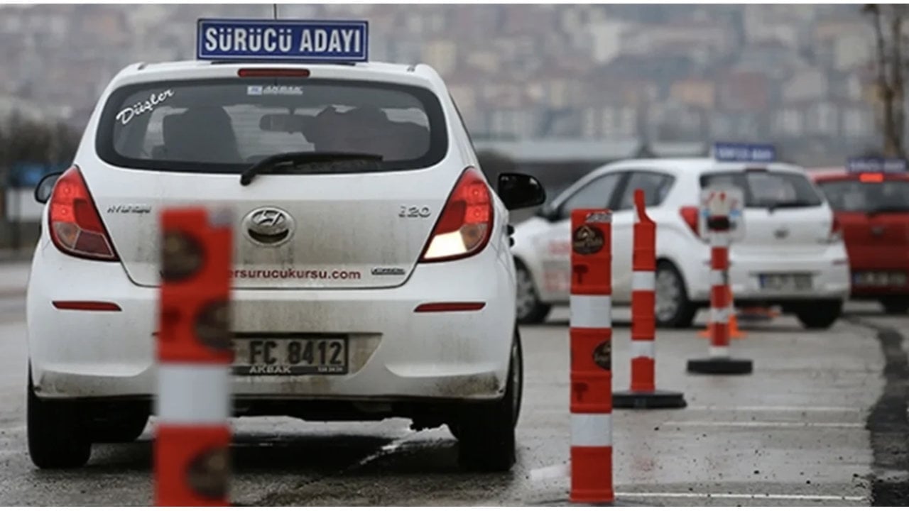 Foto - Sonra "Vay ben duymadım" demeyin! Bu hatayı yapanların ehliyetleri kalıcı olarak iptal edilecek