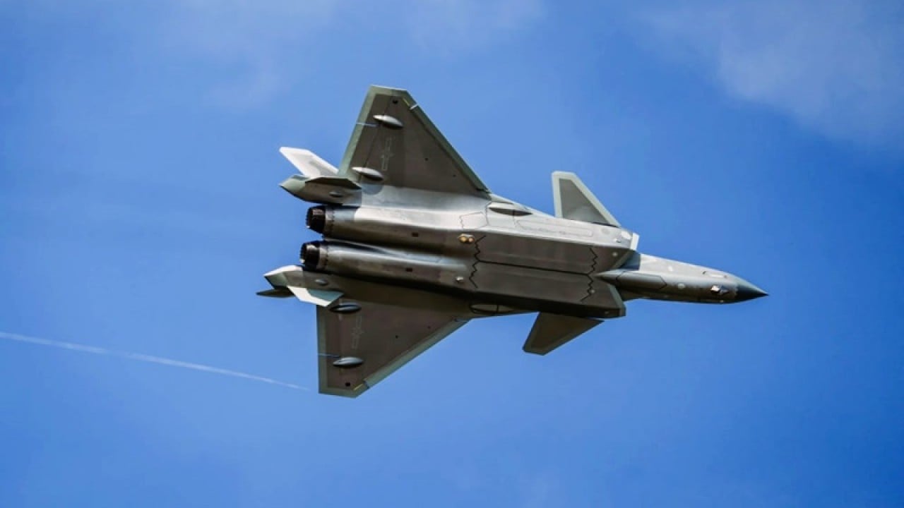 Foto - Sonunda bu da oldu: Robotlar savaş uçağı üretti, Kaan ve F-35'e rakip olacak