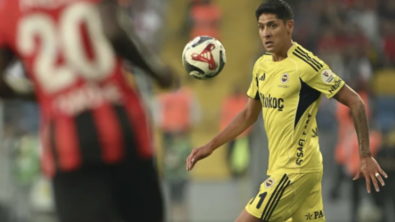 Foto - Sonunda bu da oldu! Tedesco üstünü çizdi bile... Süper Kupa sahibi Fenerbahçe'de kritik karar