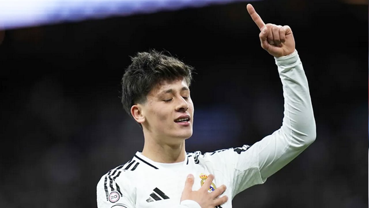 Foto - Sonunda bu ünvanın da sahibi oldu: Ne Kroos, ne Modric… Arda Güler dünyanın gündeminde…