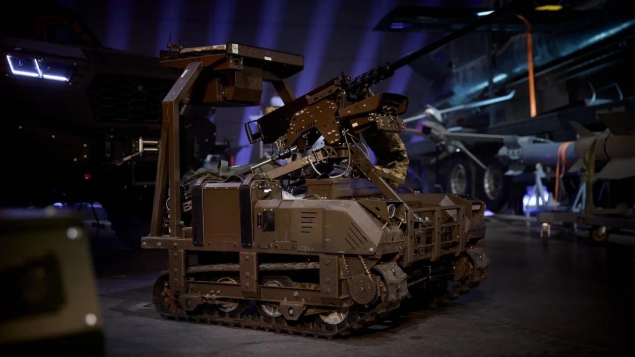 Foto - Sonunda bunu yaptılar: 50 bin kişilik robot ordusu sahaya sürülüyor