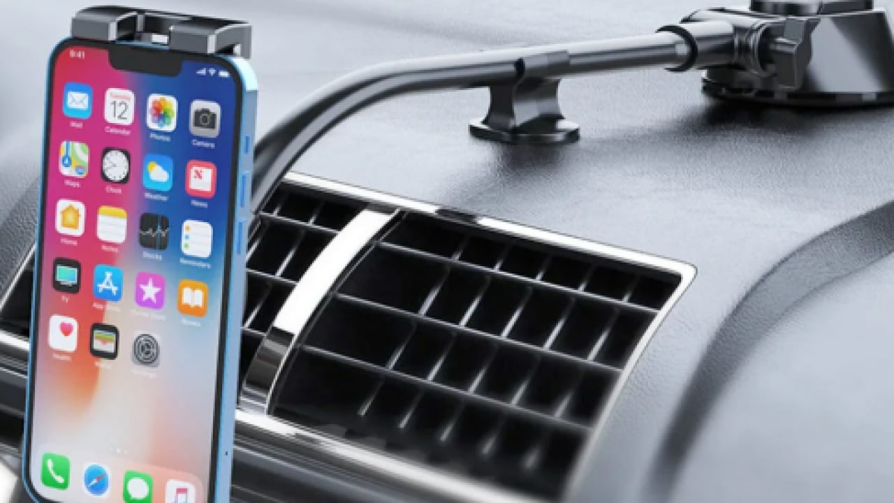 Foto - Sorunun cevabı belli oldu! Araç içi telefon tutucu ve multimedya yasak mı?