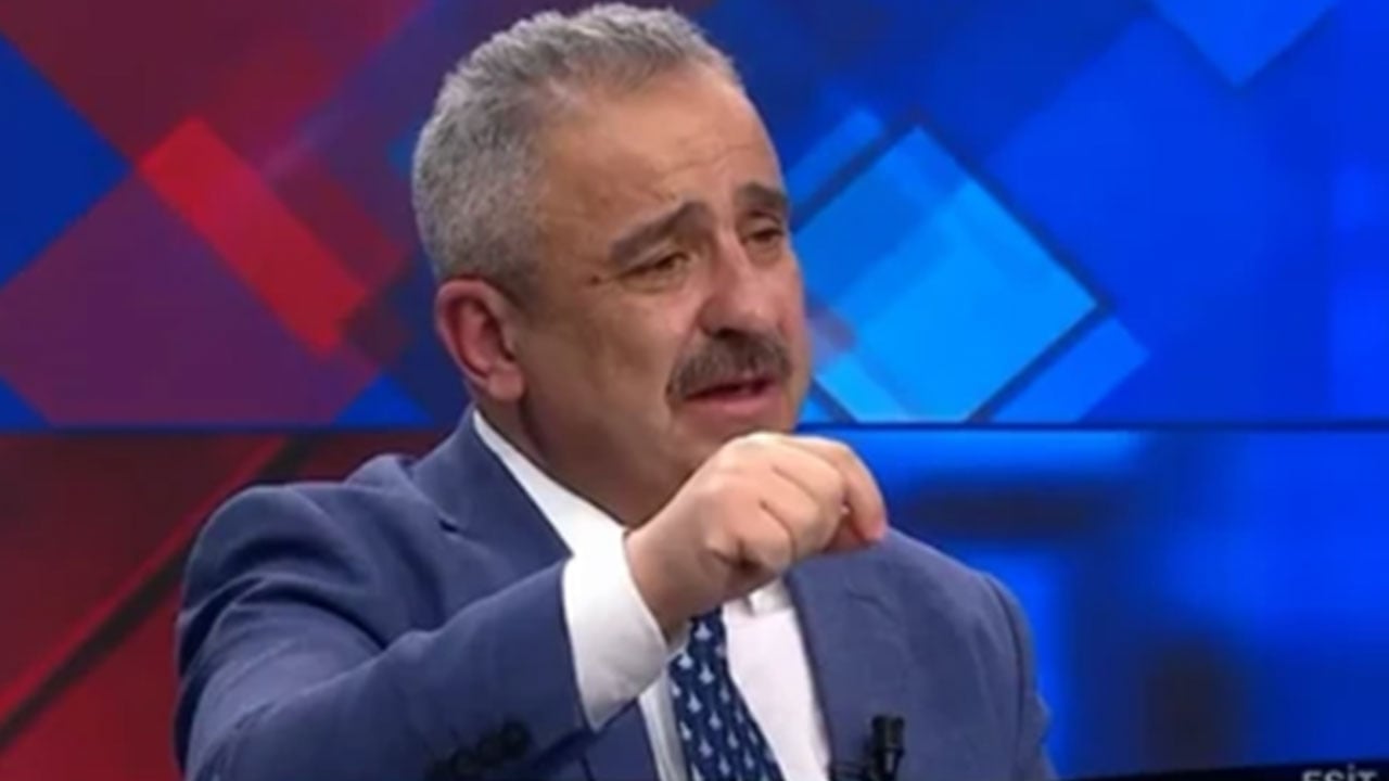 Foto - Soruyu duyan Sinan Burhan canlı yayında çileden çıktı: Donu da mı hükümet yaptı? Klima mı taksınlar?