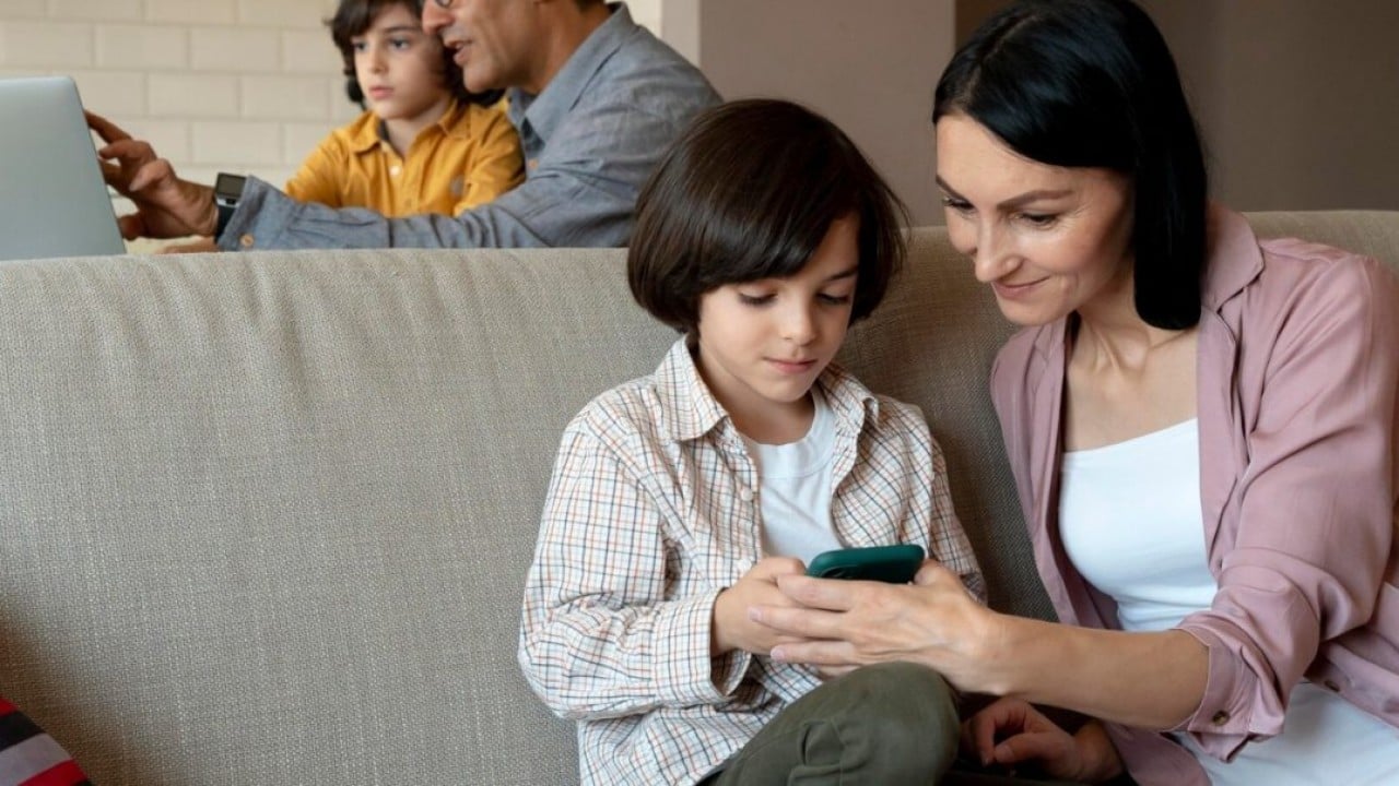 Foto - Sosyal medya kullanımında ölçüyü kaçırdık