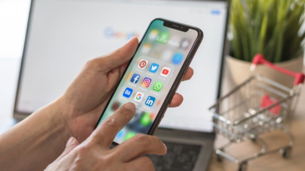 Foto - Sosyal medya kullanımında ölçüyü kaçırdık