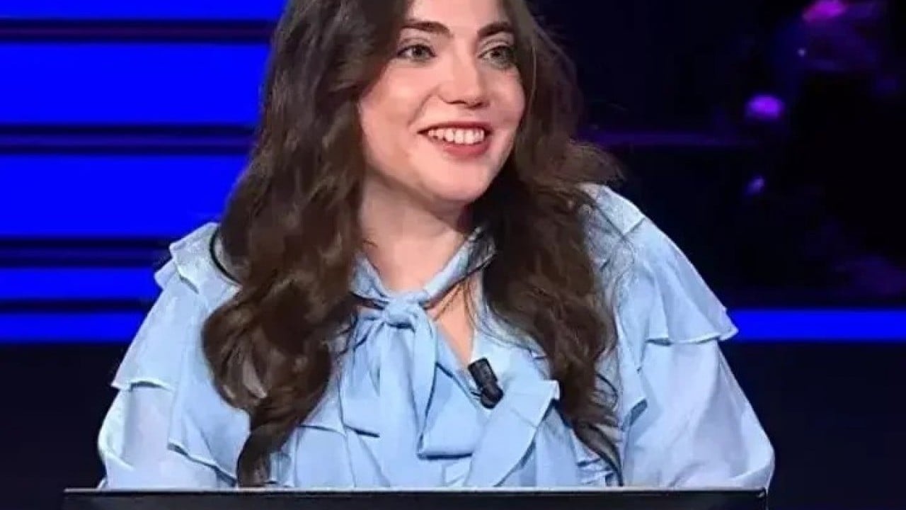 Foto - Sosyal medya viral oldu! Yarışmacıyı terleten Osmanlı sorusu