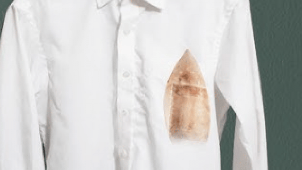 Foto - Sosyal medya yangın yeri: Ütü yanığı baskılı gömleğin fiyatı şok etti!