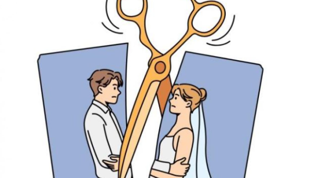 Foto - Sosyal medyada beğeni yaparken dikkat! Artık boşanma sebebi sayılacak