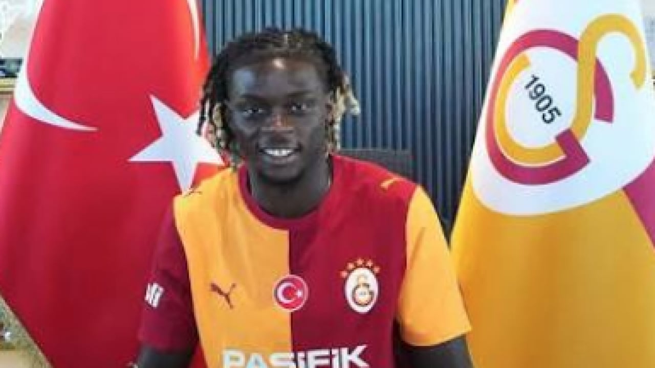 Foto - Sosyal medyada çok eleştirildi: İşte Okan Buruk'un savunduğu Lesley Ugochukwu