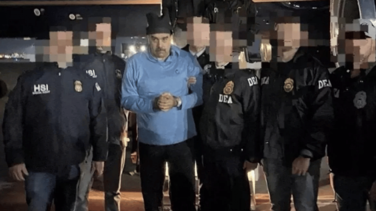 Foto - Maduro giydi, sosyal medyada viral oldu! Satışları patladı, anında tükendi: Yaklaşık 6 bin TL 