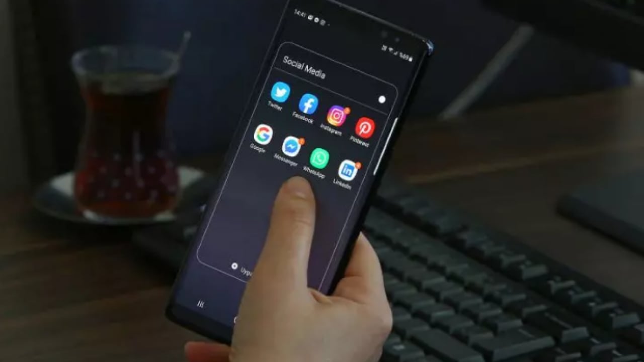 Foto - Sosyal medyada yeni dönem başlıyor: Artık tamamen yasaklanıyor!