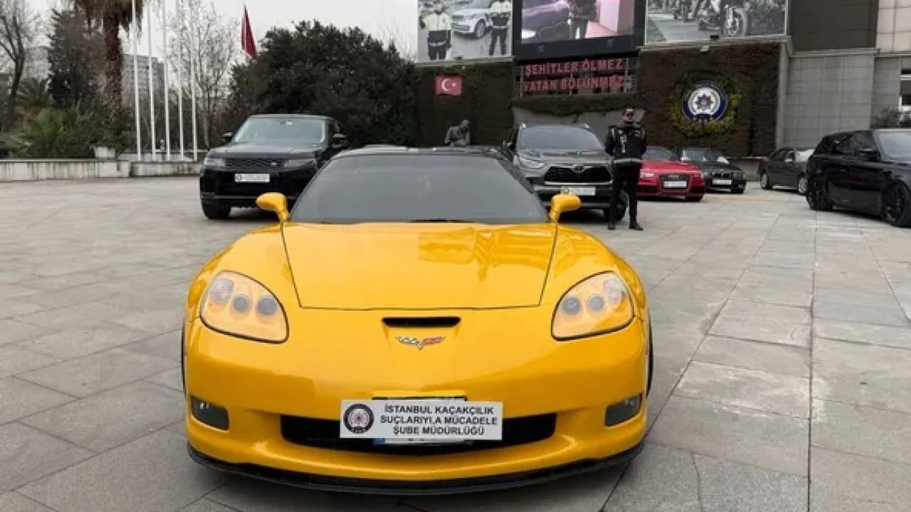 Foto - Sosyete pazarında kaçakçılık çarkı! Lüks araç çetesi çökertildi: 14 gözaltı