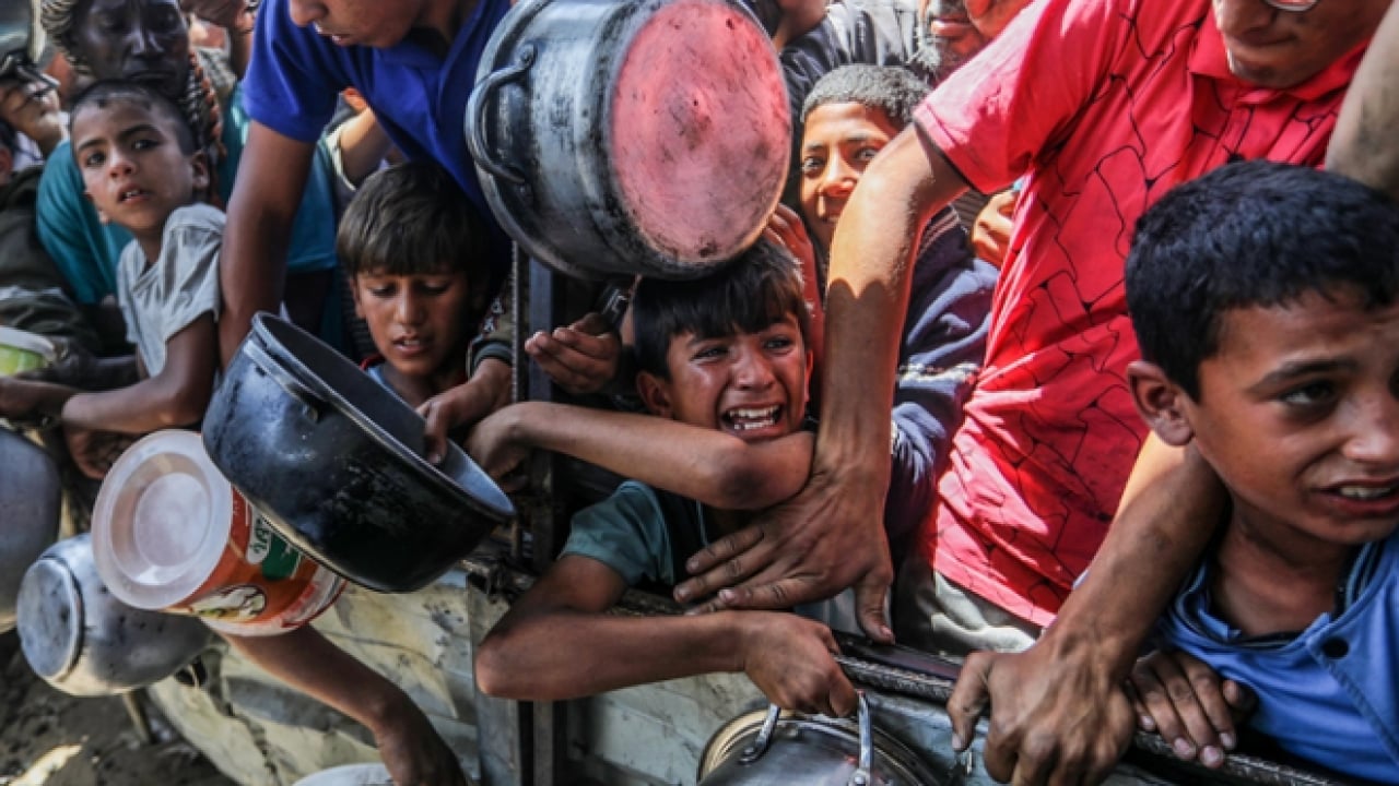 Foto - Soykırımcı İsrail bir nesli yok ediyor: Gazze’de çocuklar öğrenmeyi unuttu!