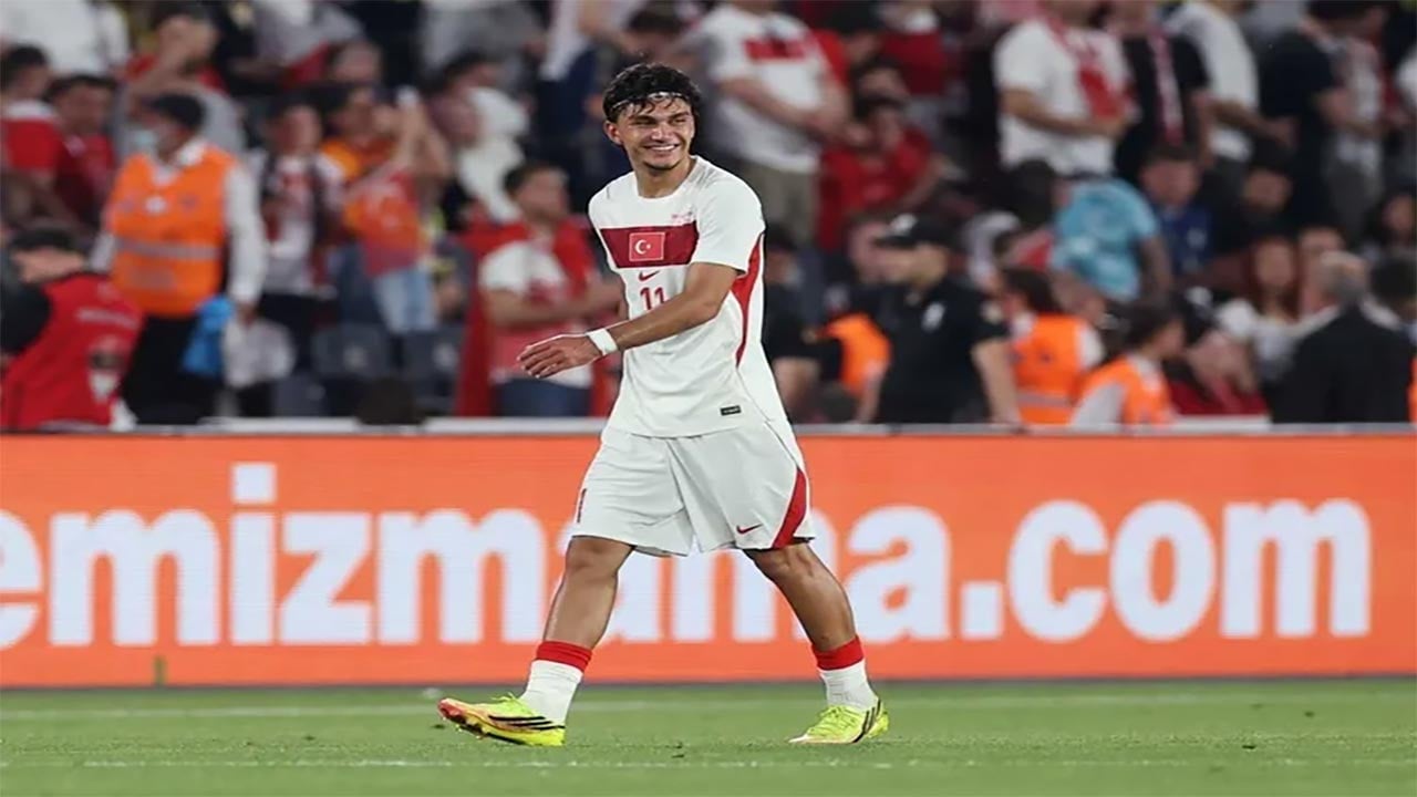 Foto - Sözleşme şartları belli oldu! Can Uzun adım adım Galatasaray’a