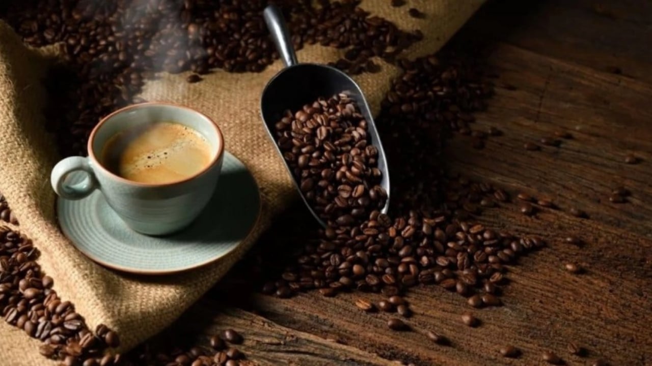 Starbucks’ın rakibiydi, bir anda battı! Ünlü kahve zinciri iflas bayrağını çekti