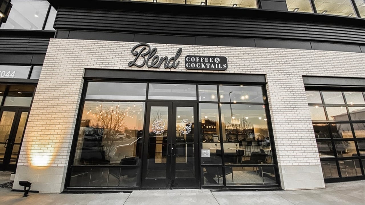 Foto - Starbucks’ın rakibiydi, bir anda battı! Ünlü kahve zinciri iflas bayrağını çekti