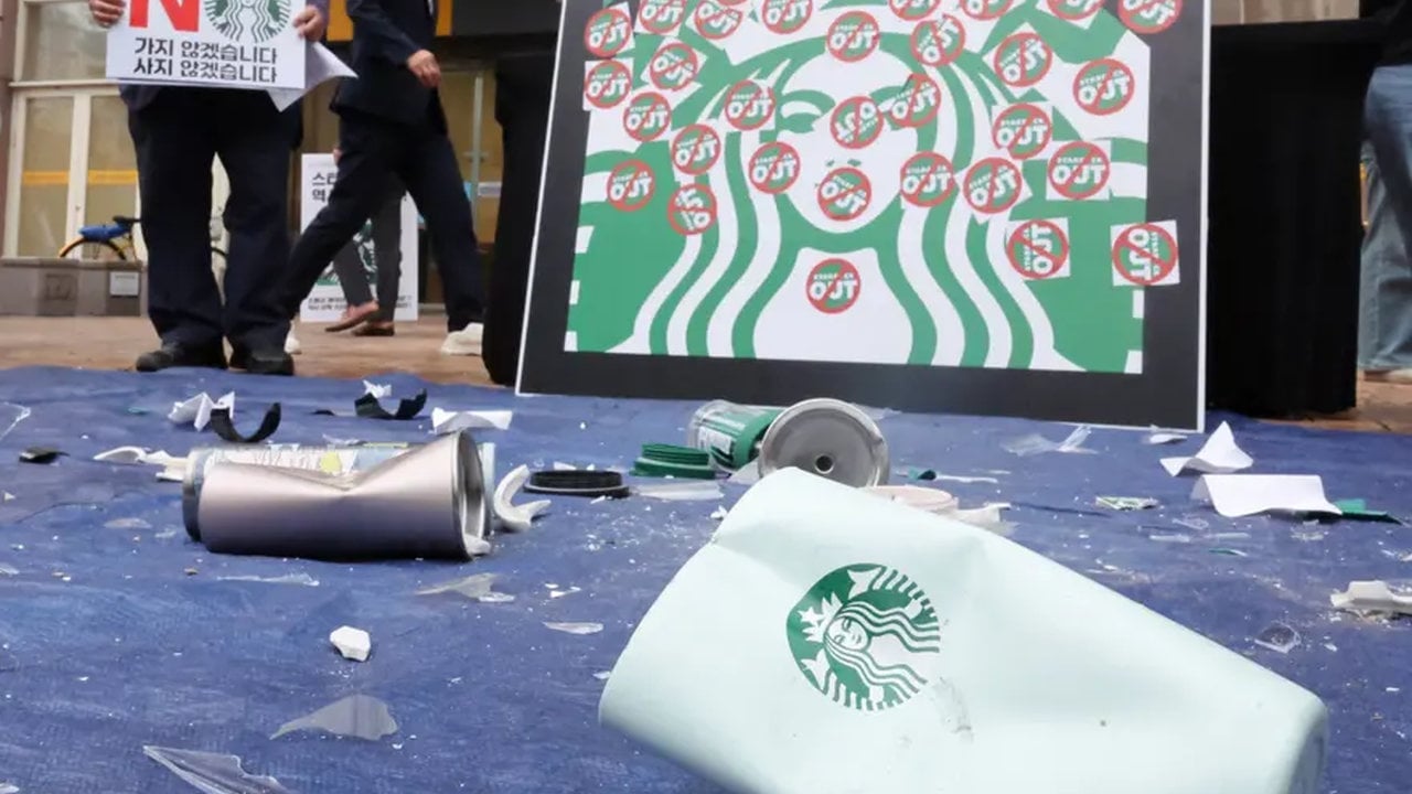 Foto - Starbucks’ta büyük kriz: Boykot sonuç verdi, skandal kampanya sebebiyle tüm şubeler kapandı