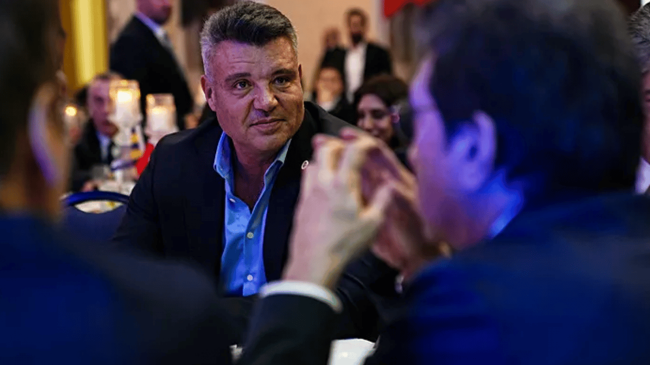 Foto - Steven Sadettin kürsüde saydı sayıştırdı! ‘Bu ligde adalet herkes için eşit mi?'