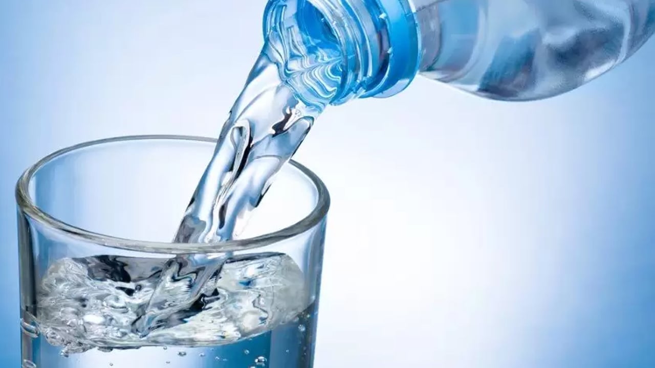 Foto - Su içmek işe yarıyor mu? 2 litre su içmek ne işe yarar, en iyisi ne, ne sağlıklı doktor her şeyi anlattı