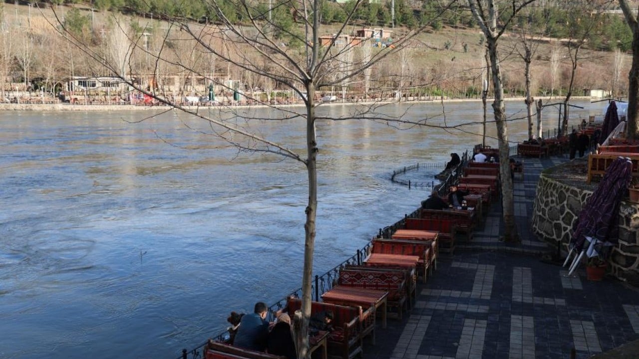 Foto - Su seviyesi yükseldi ‘Dicle’ kendine geldi