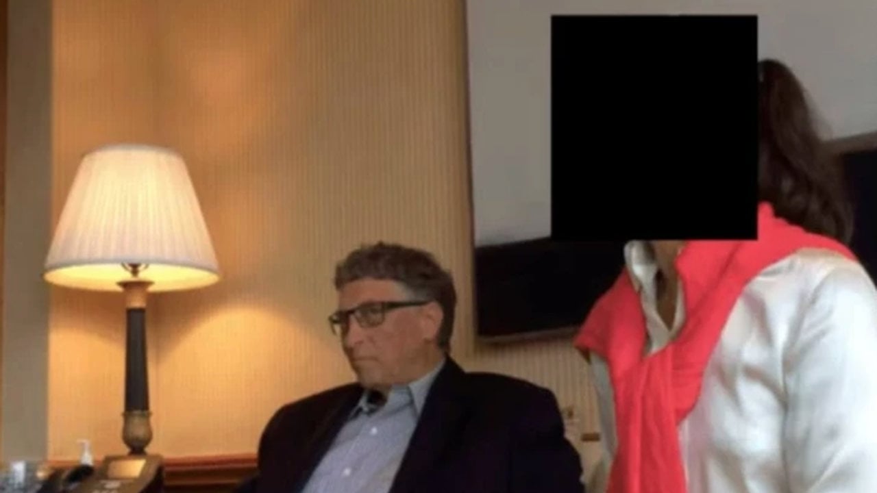 Foto - Sübyancı Epstein dosyasındaki fotoğrafları şok etmişti! Para babası Bill Gates’in yanındaki kadınların kimlikleri şaşkına çevirdi