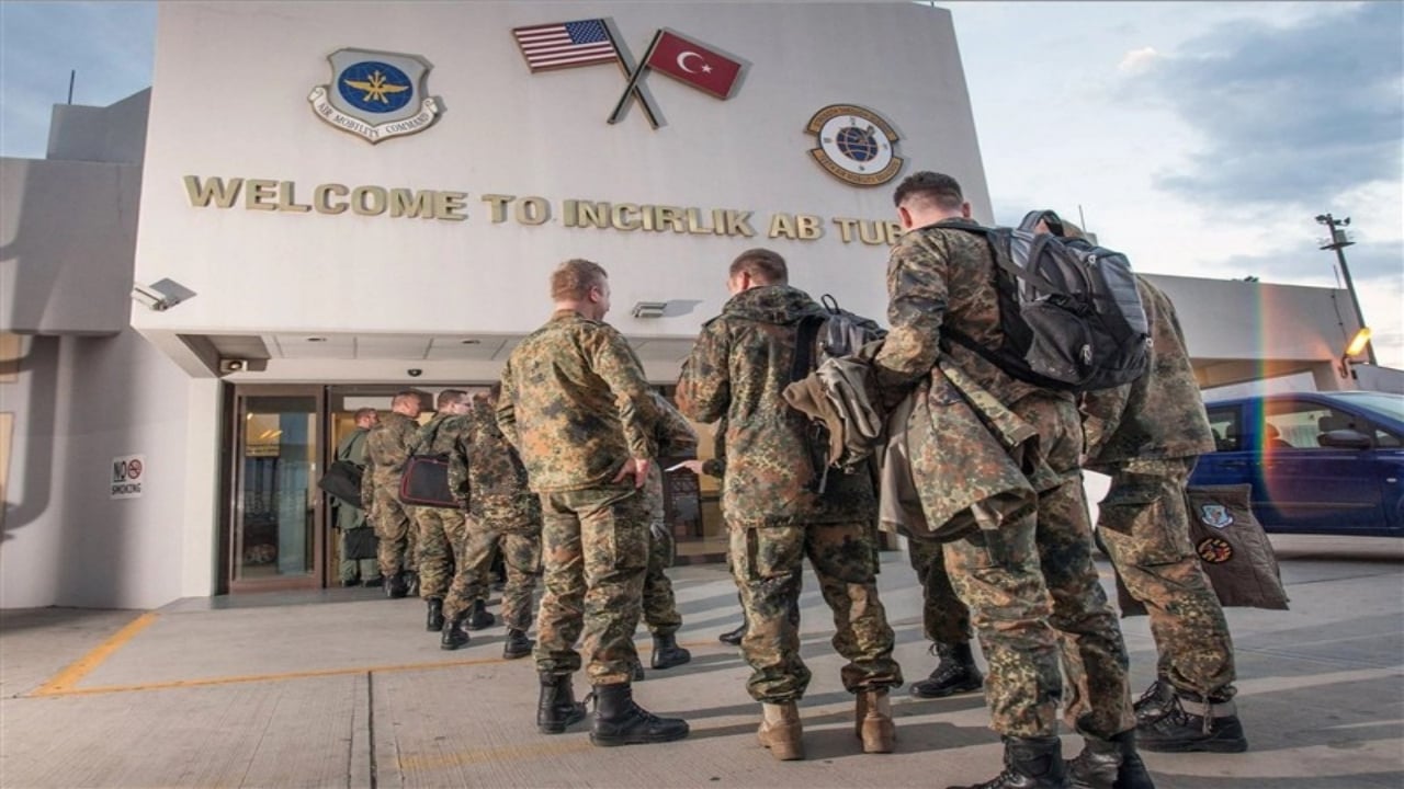 Foto - Sübyancı Epstein’ın özel jeti İncirlik’i mi kullandı? "Yok artık" dedirten iddiayla ilgili flaş açıklama 
