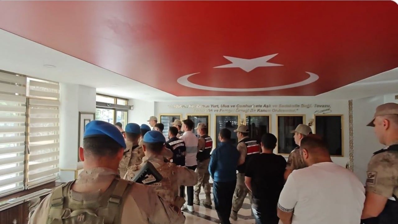 Foto - Suç örgütlerine devasa operasyon! Hesaplarındaki para miktarına inanamayacaksınız