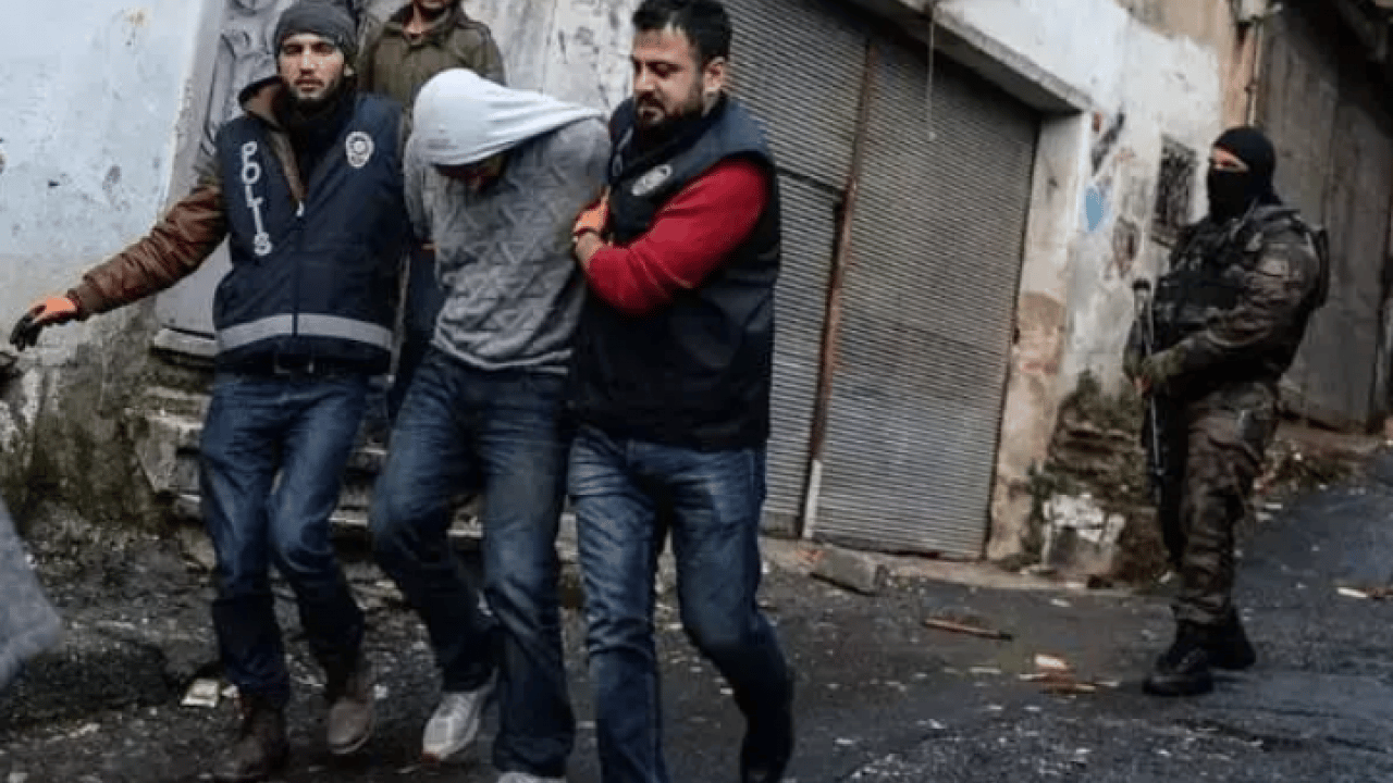 Suç örgütlerinin çocuk tetikçileri: Ailem için yaptım!